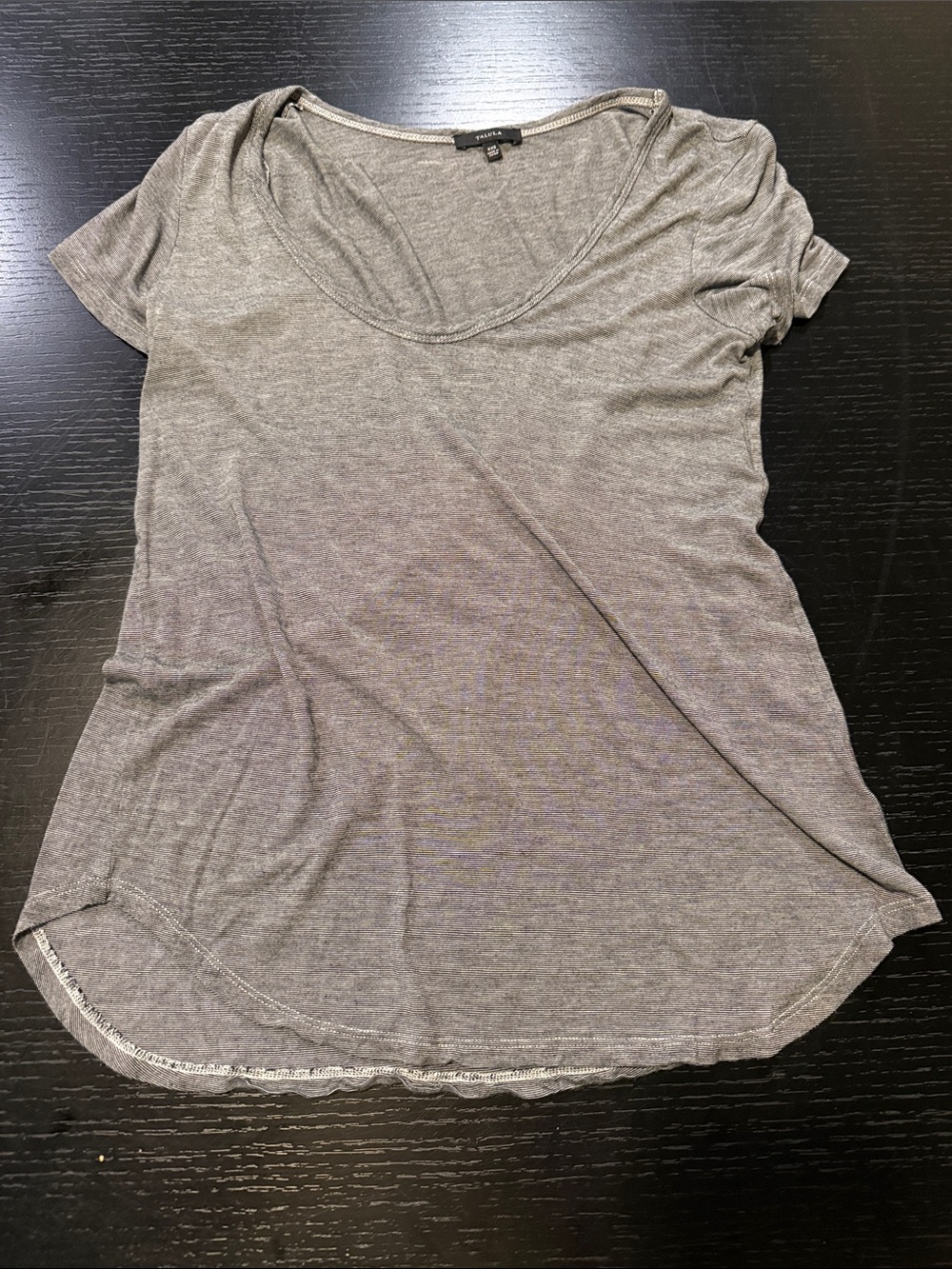 Aritzia Talula Scoop Neck Short Sleeve Tee - 
Striped